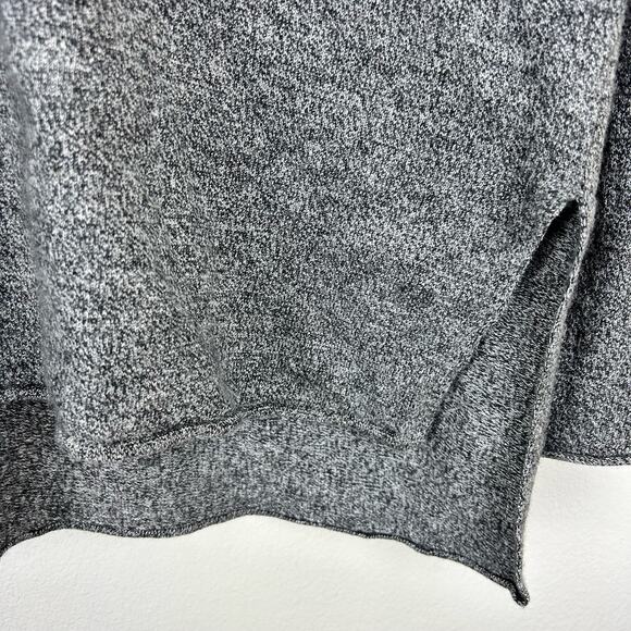 Aritzia Babaton Erin Linen Blend Sweater Gray Size Medium Relaxed Fit V-Neck - Picture 6 of 8